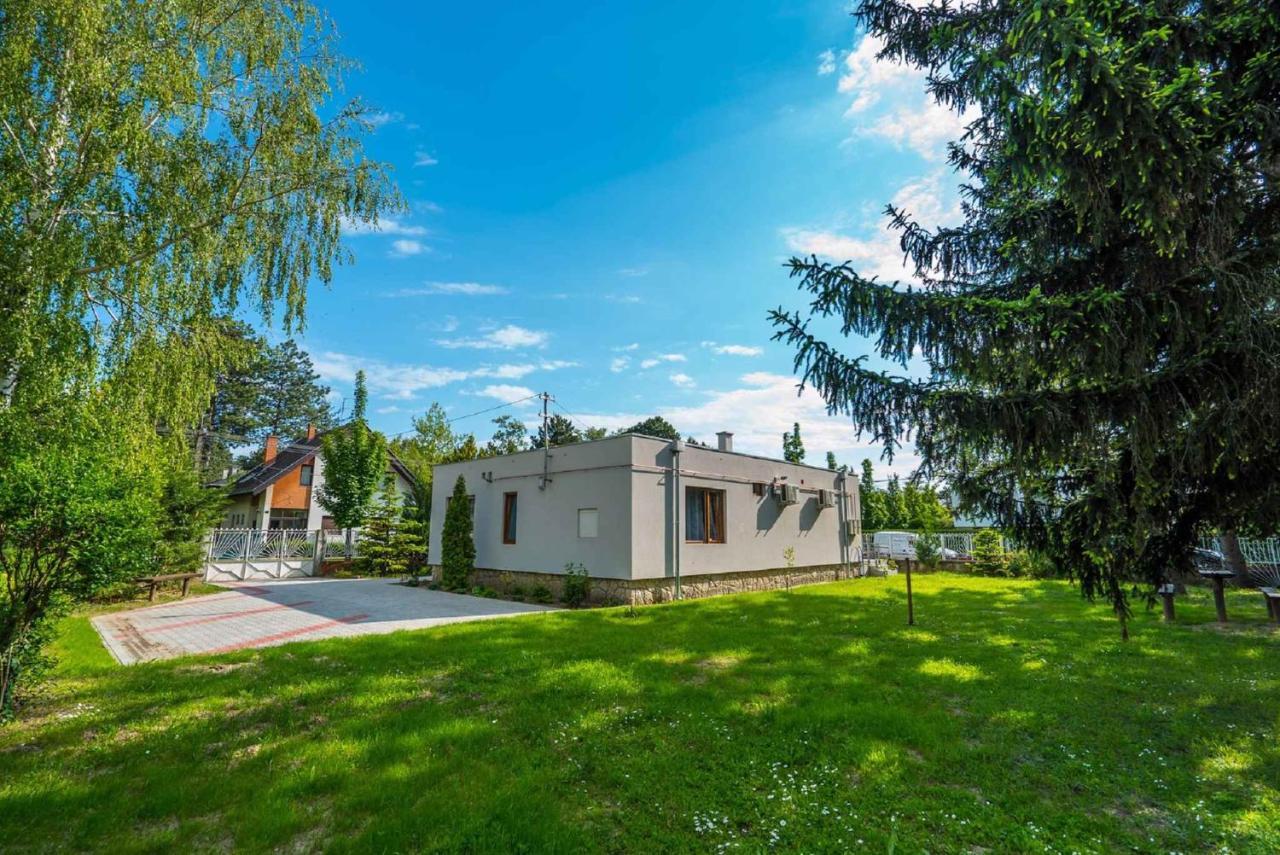 Apartments In Siofok/Balaton 19832 Екстер'єр фото